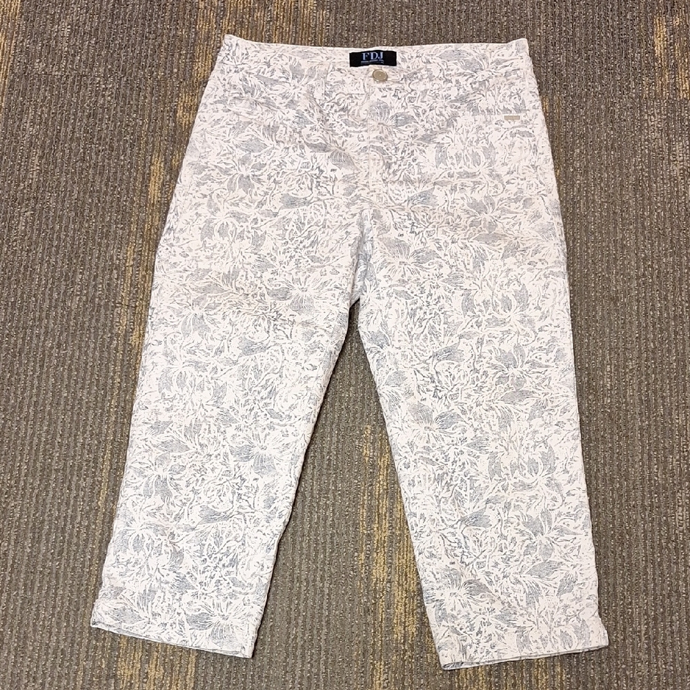 FDJ White and Blue Floral Cropped Pants